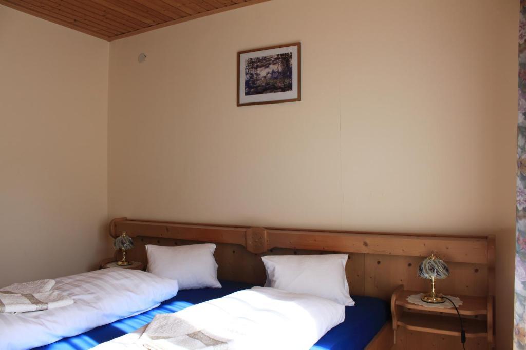 Edelweisshof Hotel Birnbaum Room photo
